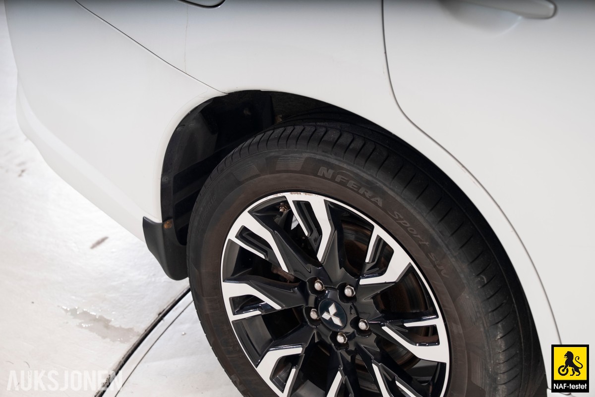 2017 Mitsubishi OUTLANDER PHEV 4WD INSTYLE+ HENGERFESTE 360-KAMERA SKINN ADAPTIV CRUISE