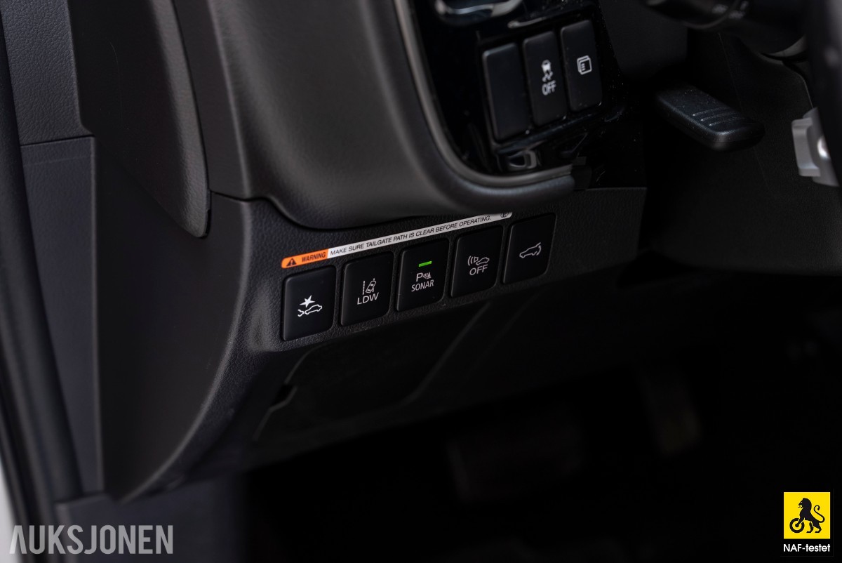 2017 Mitsubishi OUTLANDER PHEV 4WD INSTYLE+ HENGERFESTE 360-KAMERA SKINN ADAPTIV CRUISE