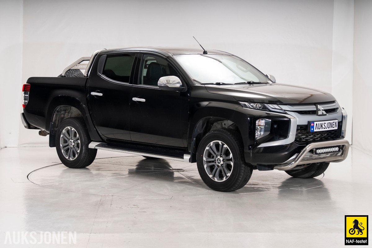 2022 Mitsubishi L200 2,3DI-D 150HK 4WD AUTOMAT H-LINE HENGERFESTE KAMERA SKINN