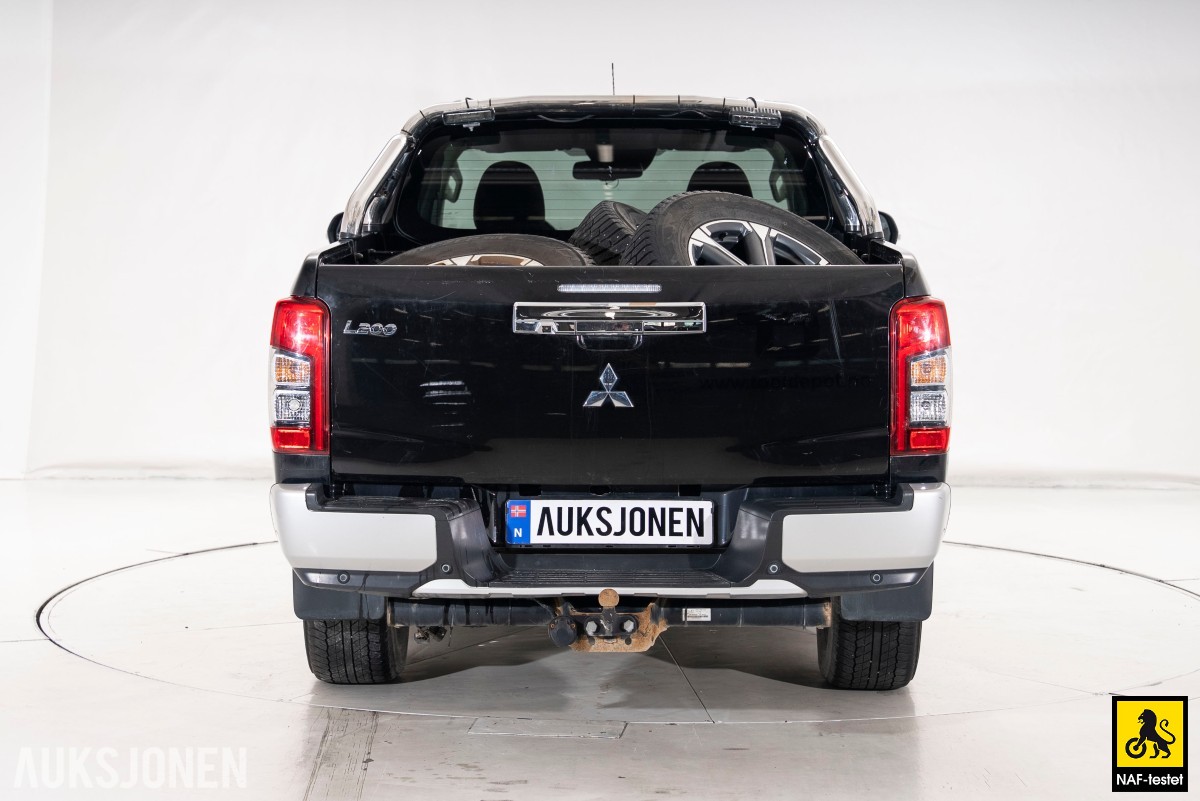 2022 Mitsubishi L200 2,3DI-D 150HK 4WD AUTOMAT H-LINE HENGERFESTE KAMERA SKINN