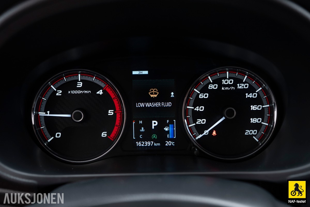 2022 Mitsubishi L200 2,3DI-D 150HK 4WD AUTOMAT H-LINE HENGERFESTE KAMERA SKINN