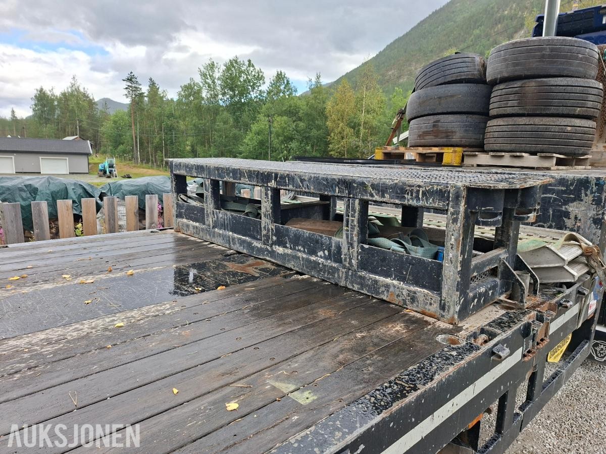 2014 Broshuis E2190/27 semi med 6,6 meter uttrekk
