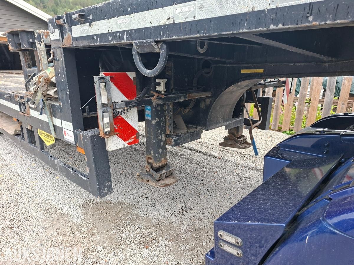 2014 Broshuis E2190/27 semi med 6,6 meter uttrekk