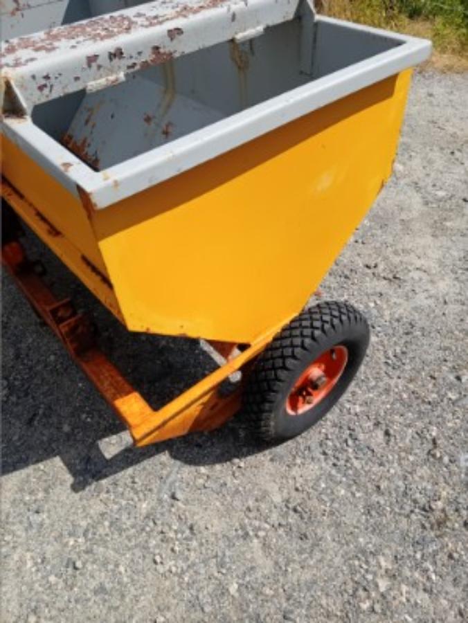 Jutul 500 strøkasse / sandspreder -500 liter