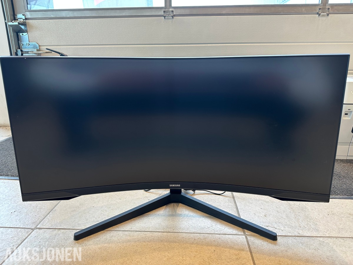 2 stk Samsung PC-skjermer