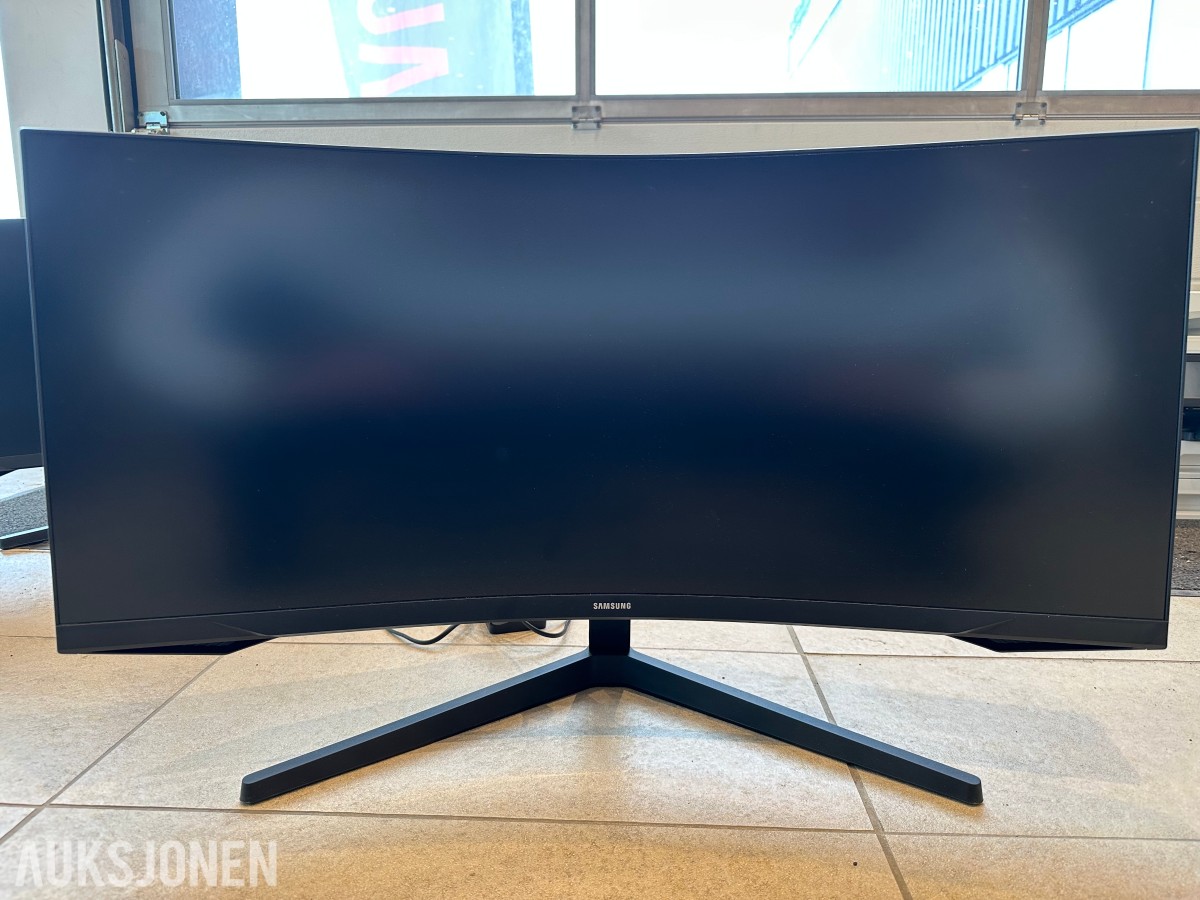2 stk Samsung PC-skjermer