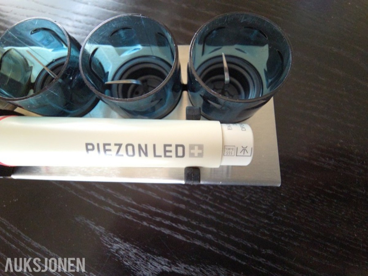 EMS PIEZON LED håndstykke med 4 ultralydspisser og holder