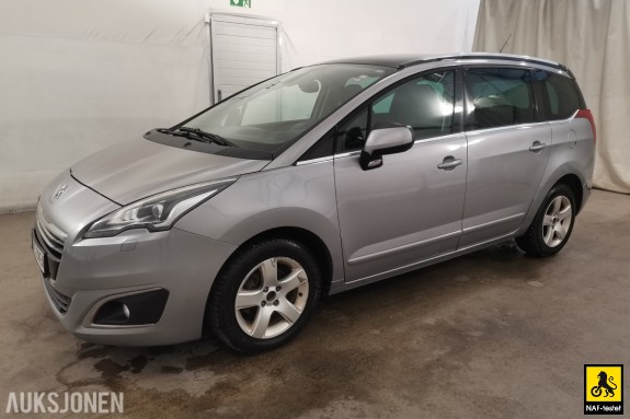 2015 Peugeot 5008 1.6 D 114 HK 7-SETER AUTOMAT HENGERFESTE PANO CRUISE KAMERA NAVI 
