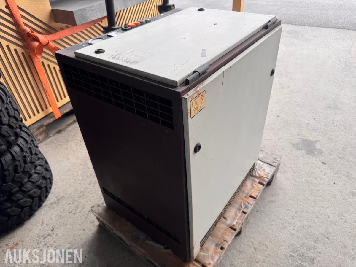 Tamrock 7,5 kW, 8 bar 220 Volt kompressor