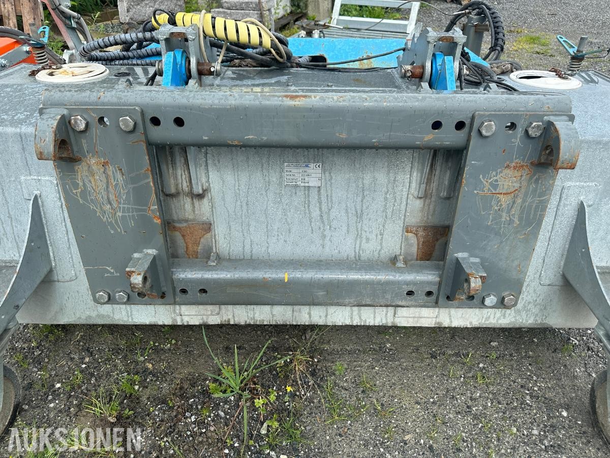 2013 Snowek K180 feiemaskin med oppsamler K180 feiemaskin med oppsamler