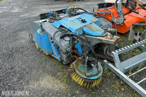 2013 Snowek K180 feiemaskin med oppsamler K180 feiemaskin med oppsamler