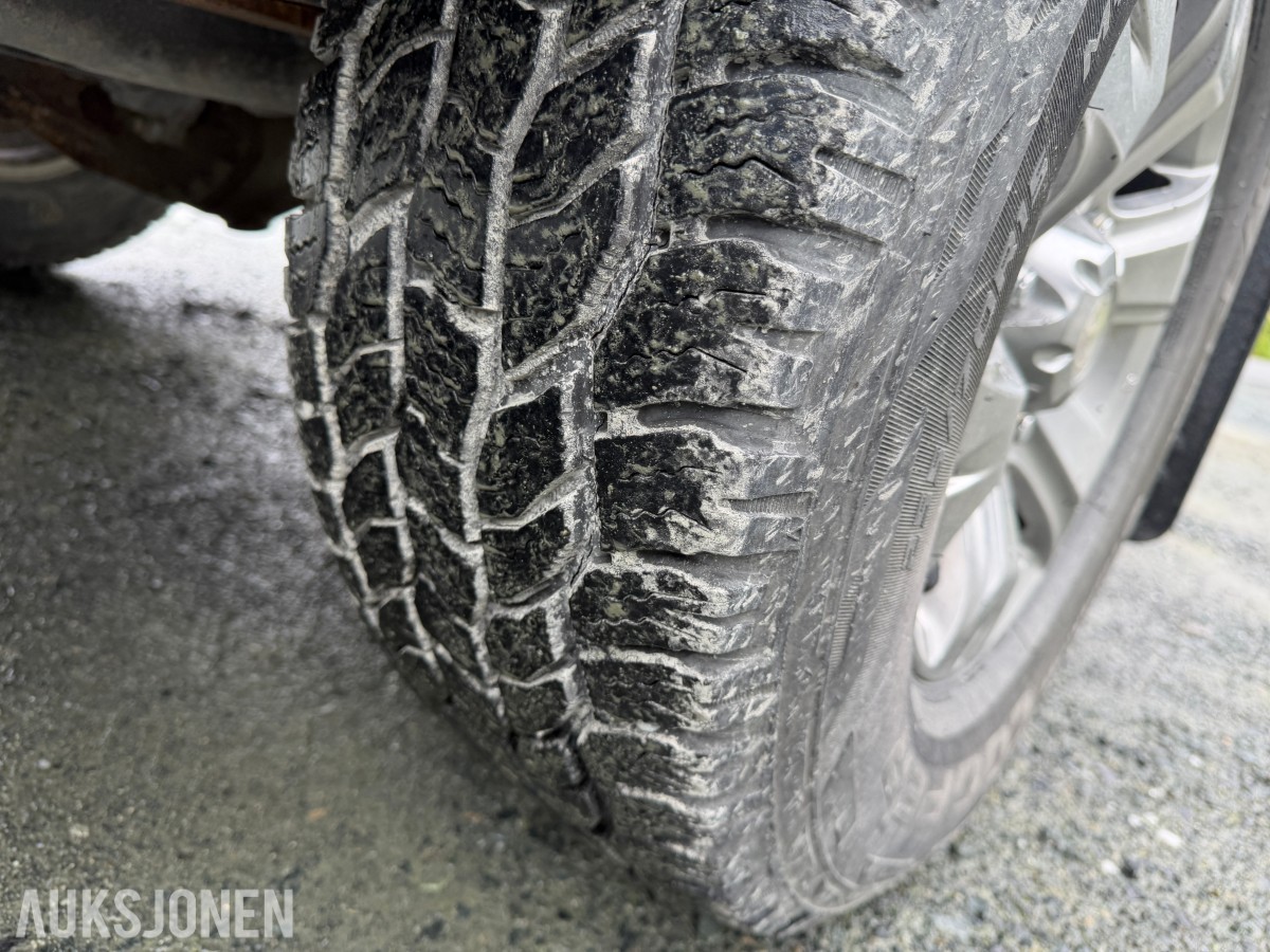 2010 Toyota HILUX 2.5-144 D 4WD