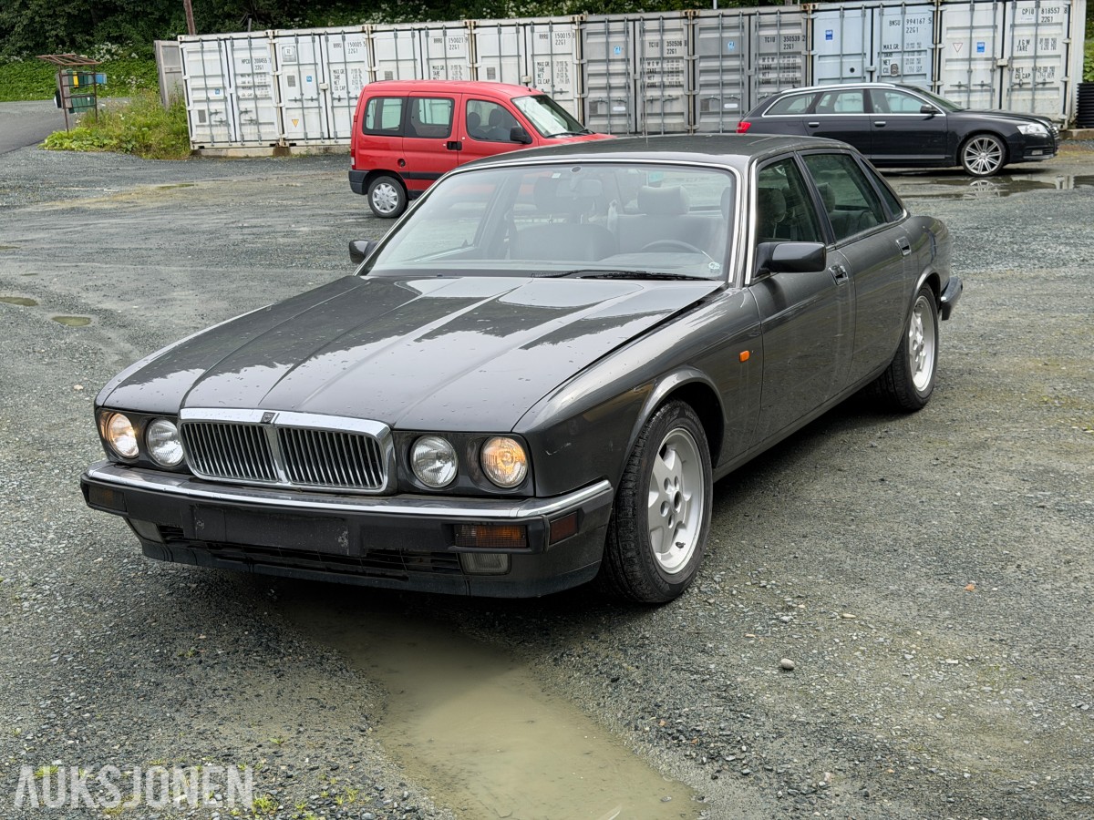 Jaguar 4.0 S – 1994 – Ny EU-godkjenning – klassisk luksussedan