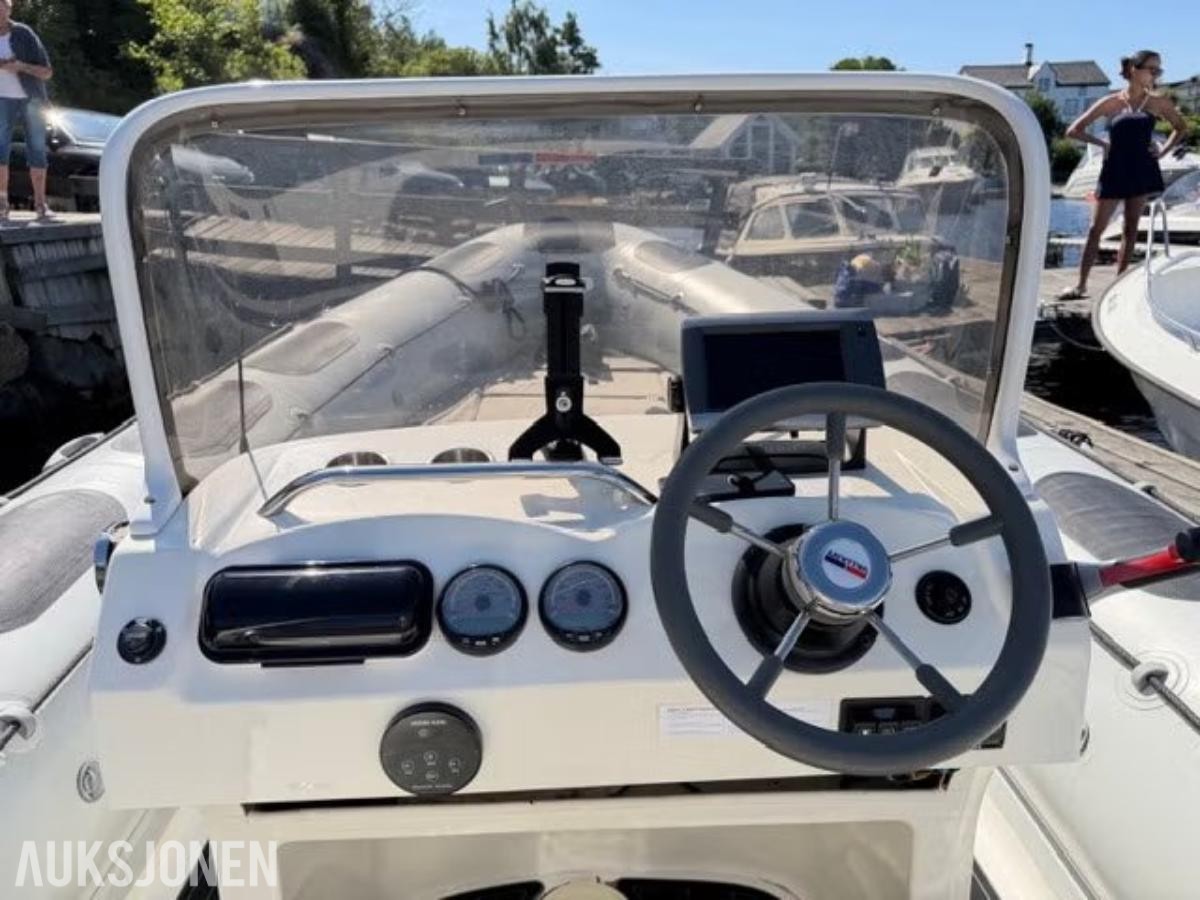 2006 Valiant 750 Cruiser rib med Mercury 200 hk