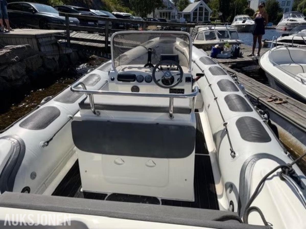 2006 Valiant 750 Cruiser rib med Mercury 200 hk
