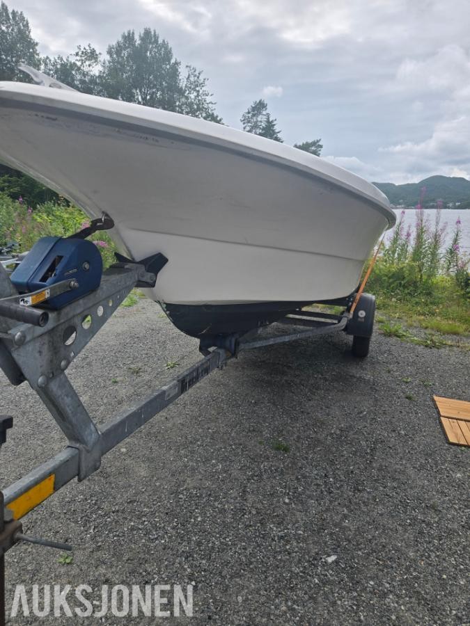 1994 5,5 meter Colibri 15 med henger