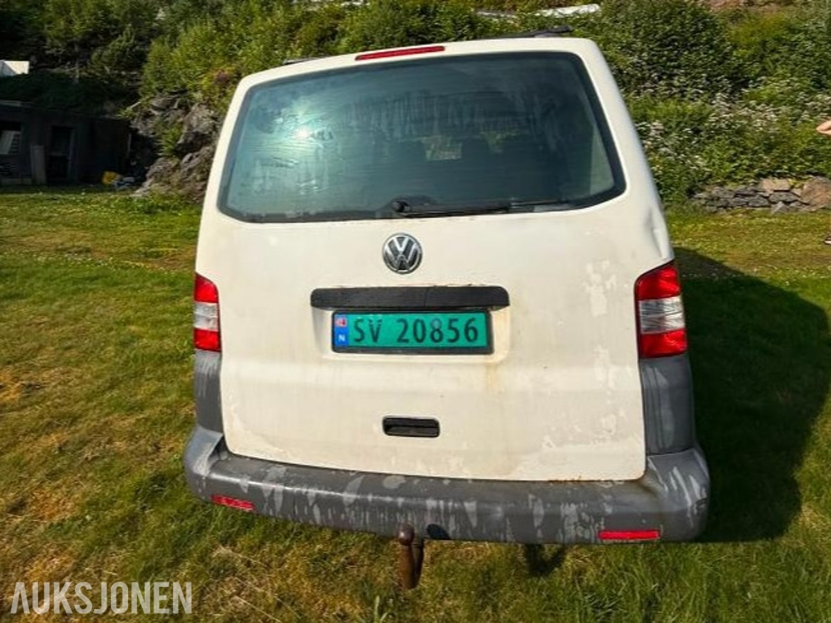 2011 Volkswagen Transporter T5 2.0 102hk