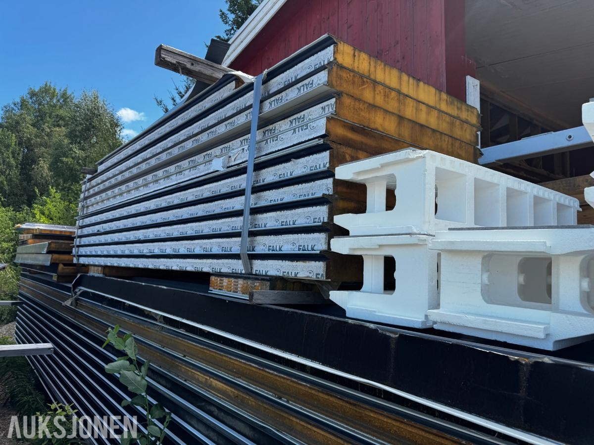 Sandwich elementer 4.8 og 11 meter lengder