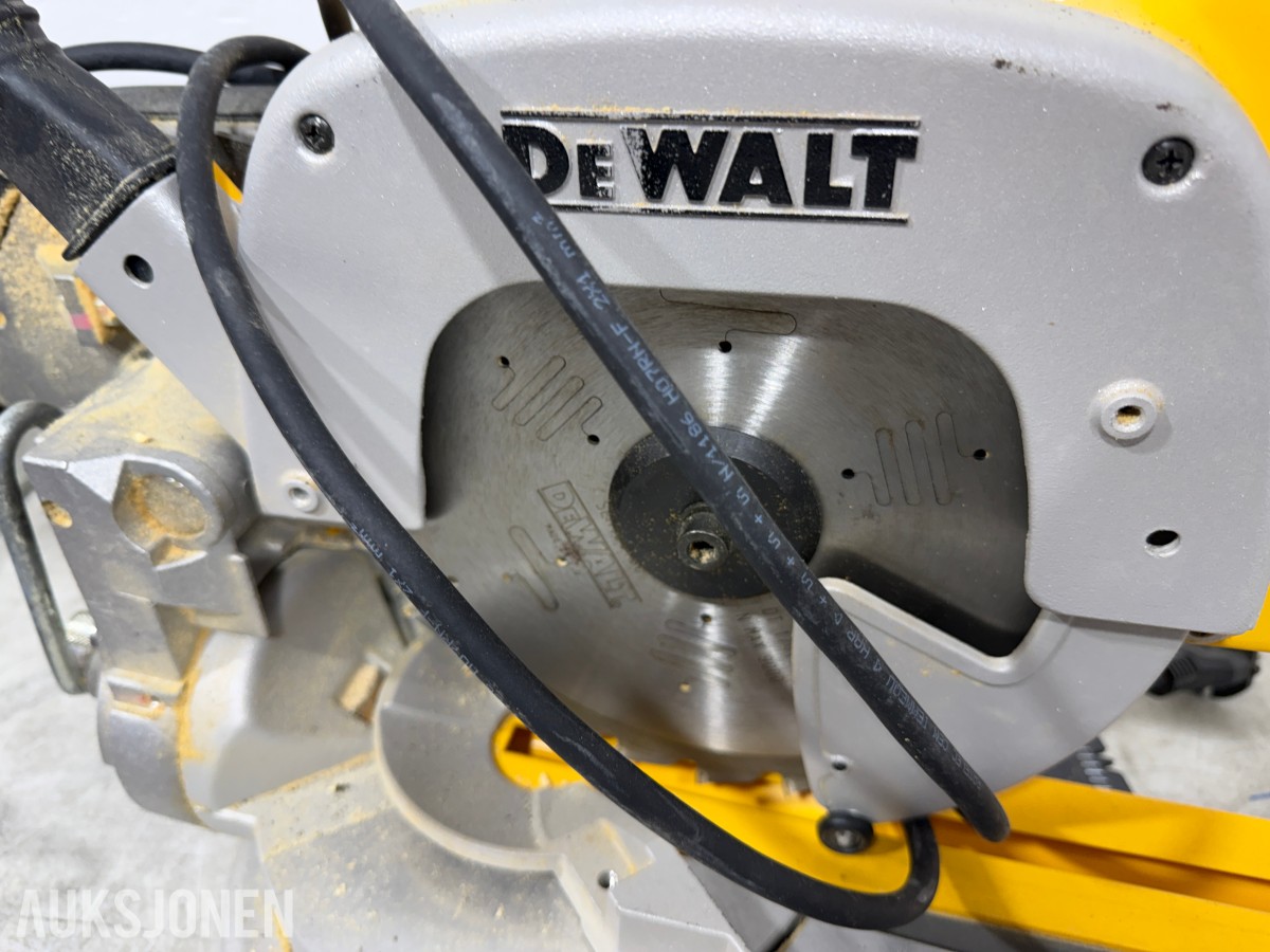 Parti med elektriske verktøy – DeWalt, ELU, WORK og Black & Decker