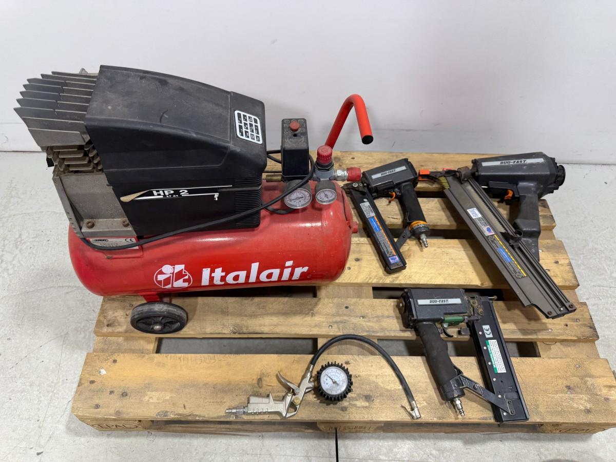 Italair/ABAC kompressor med Duo-Fast spiker- og stiftepistoler