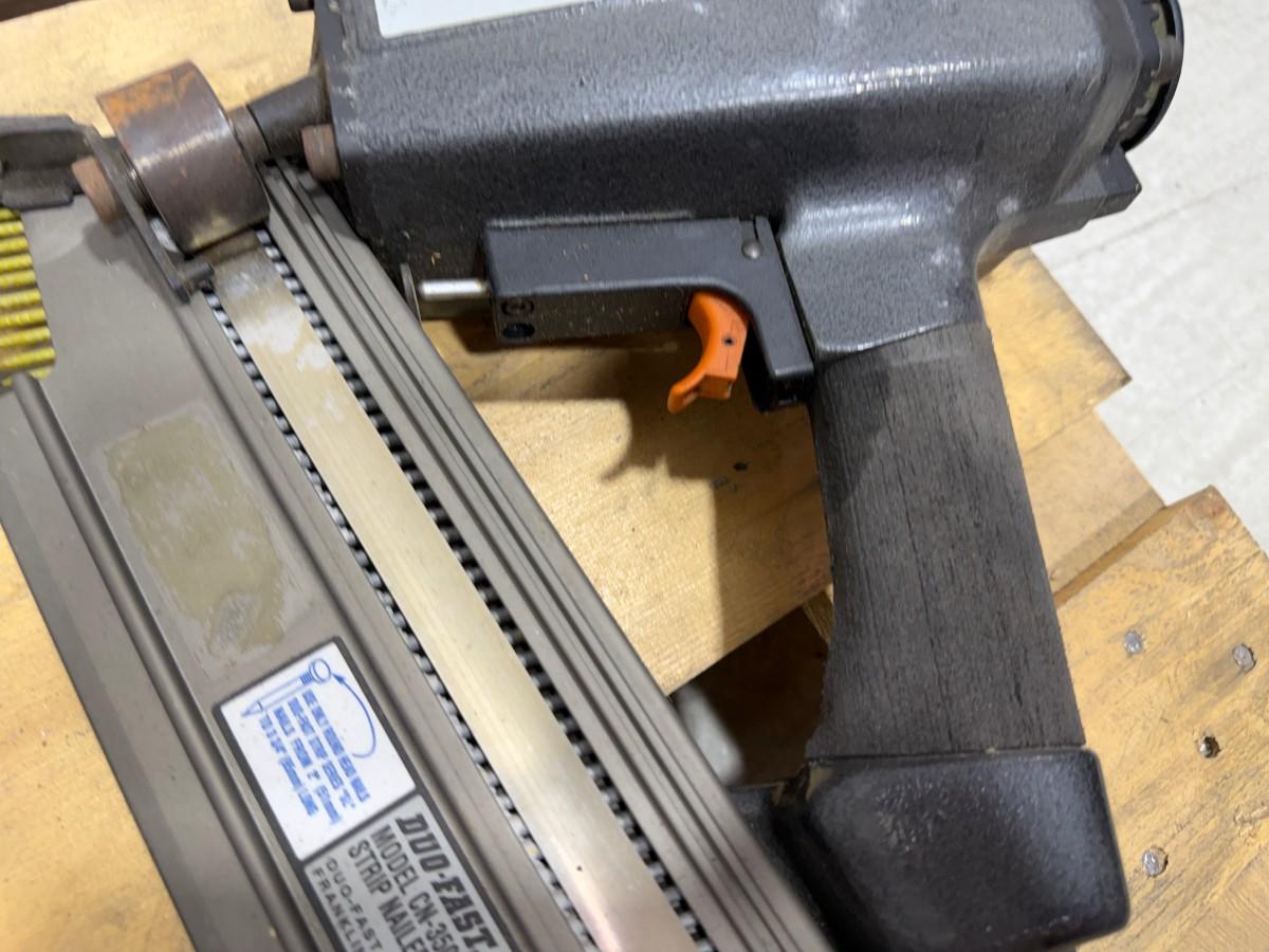 Italair/ABAC kompressor med Duo-Fast spiker- og stiftepistoler