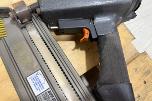 Italair/ABAC kompressor med Duo-Fast spiker- og stiftepistoler