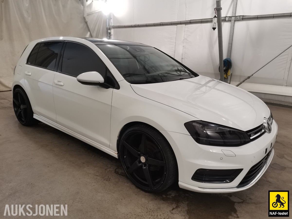 2015 Volkswagen GOLF 150 HK R-LINE AUT ACC VARMER TAKLUKE SPORTSUNDERSTELL