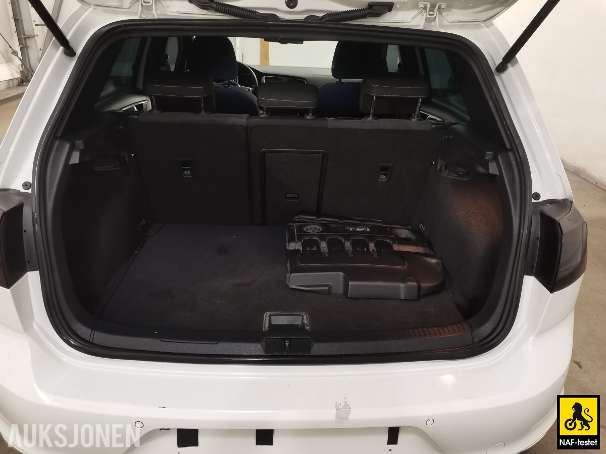 2015 Volkswagen GOLF 150 HK R-LINE AUT ACC VARMER TAKLUKE SPORTSUNDERSTELL