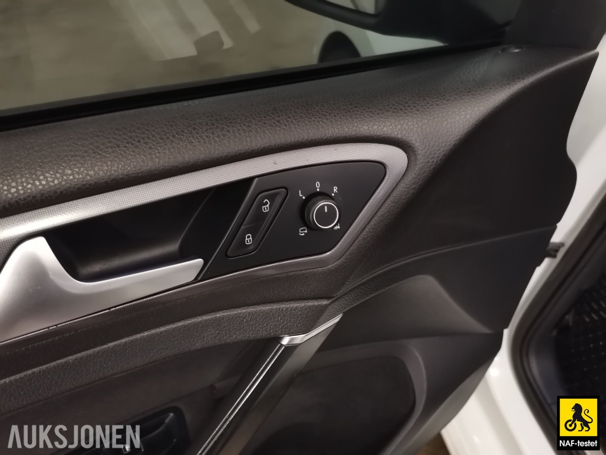 2015 Volkswagen GOLF 150 HK R-LINE AUT ACC VARMER TAKLUKE SPORTSUNDERSTELL