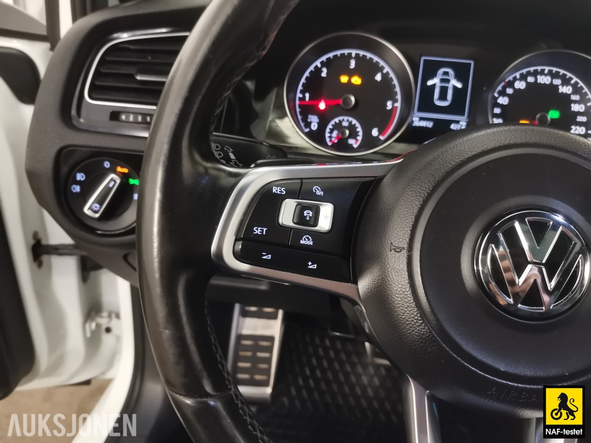2015 Volkswagen GOLF 150 HK R-LINE AUT ACC VARMER TAKLUKE SPORTSUNDERSTELL