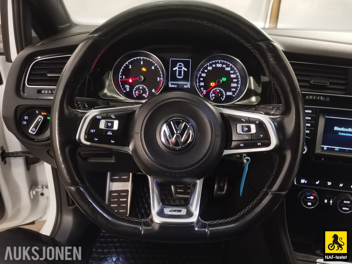 2015 Volkswagen GOLF 150 HK R-LINE AUT ACC VARMER TAKLUKE SPORTSUNDERSTELL