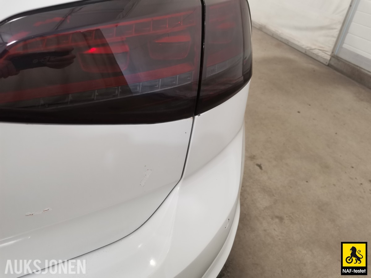 2015 Volkswagen GOLF 150 HK R-LINE AUT ACC VARMER TAKLUKE SPORTSUNDERSTELL