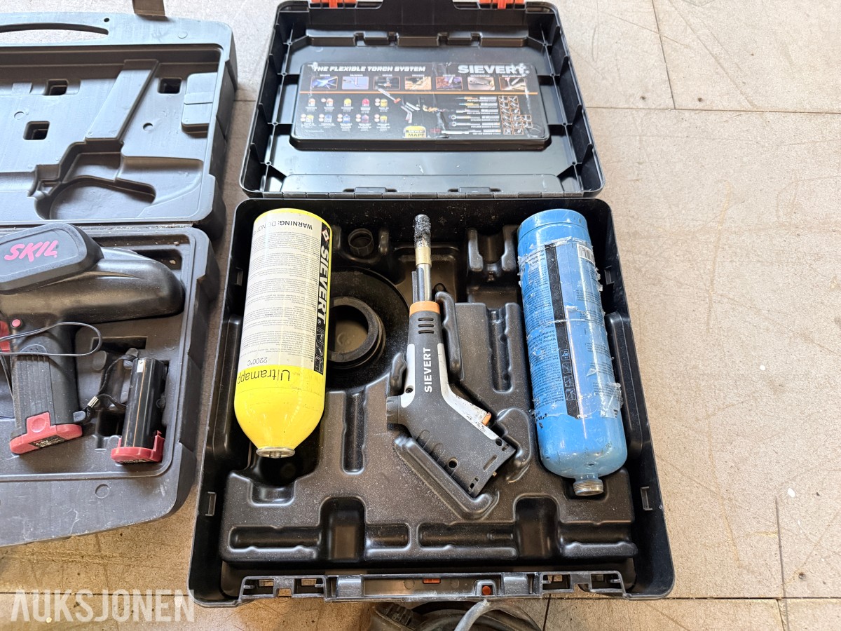Verktøypakke / parti med spikerpistoler, Hilti, DeWalt, Bosch m.m. – selges samlet