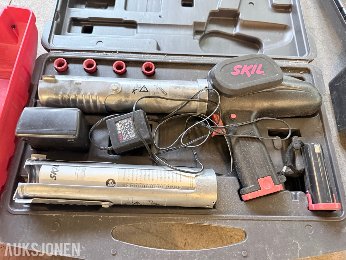 Verktøypakke / parti med spikerpistoler, Hilti, DeWalt, Bosch m.m. – selges samlet