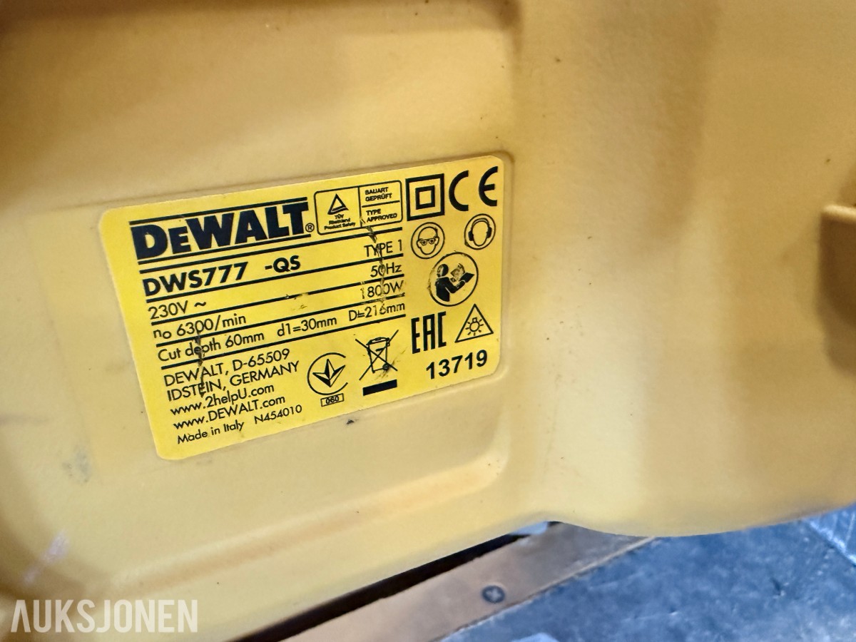 DeWalt verktøypakke – kapp-/gjærsager, arbeidsbord, spikerpistol, multikutter, sirkelsag m.m.
