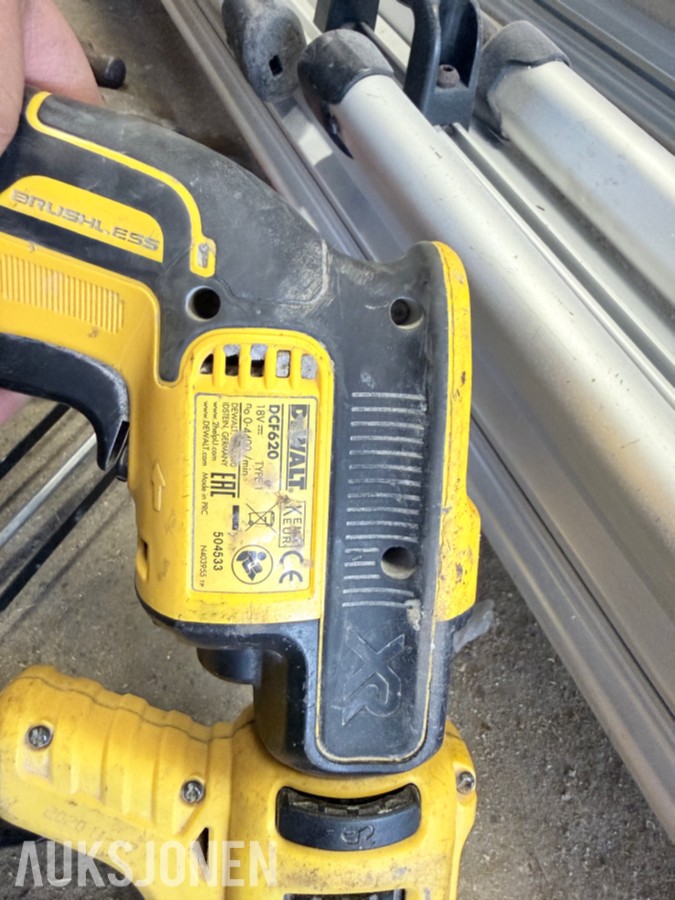 DeWalt verktøypakke – kapp-/gjærsager, arbeidsbord, spikerpistol, multikutter, sirkelsag m.m.
