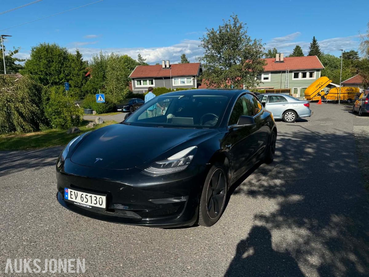 2019 Tesla Model 3 Long Range Full Self-Driving eu ok 01.2028
