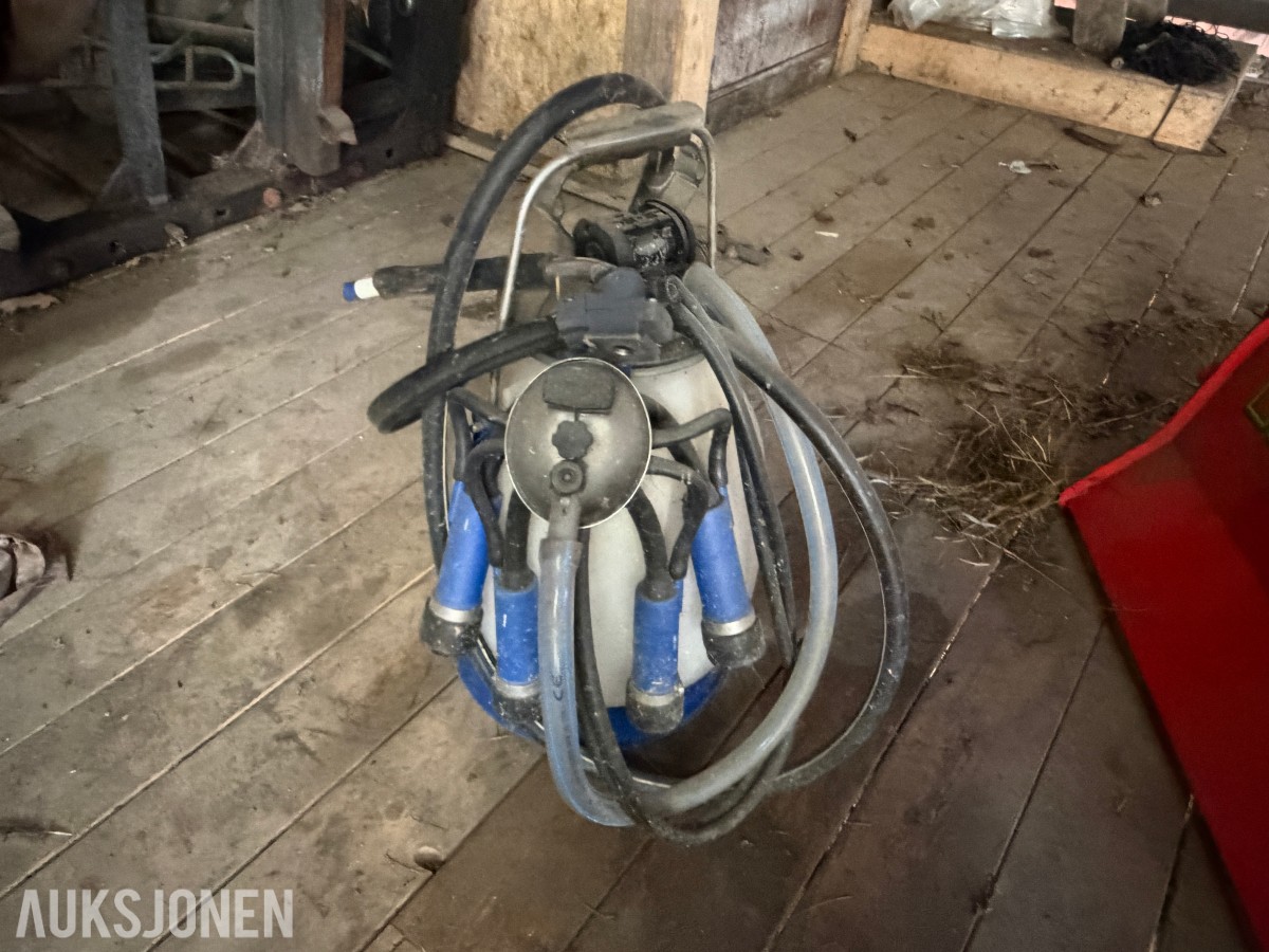 BÆRBART MELKEANLEGG 30 L – 4 MELKEORGANER