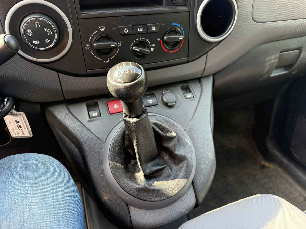 2014 Citroen BERLINGO 1.6-90 D Manuell - Hengerfeste -  159719 km