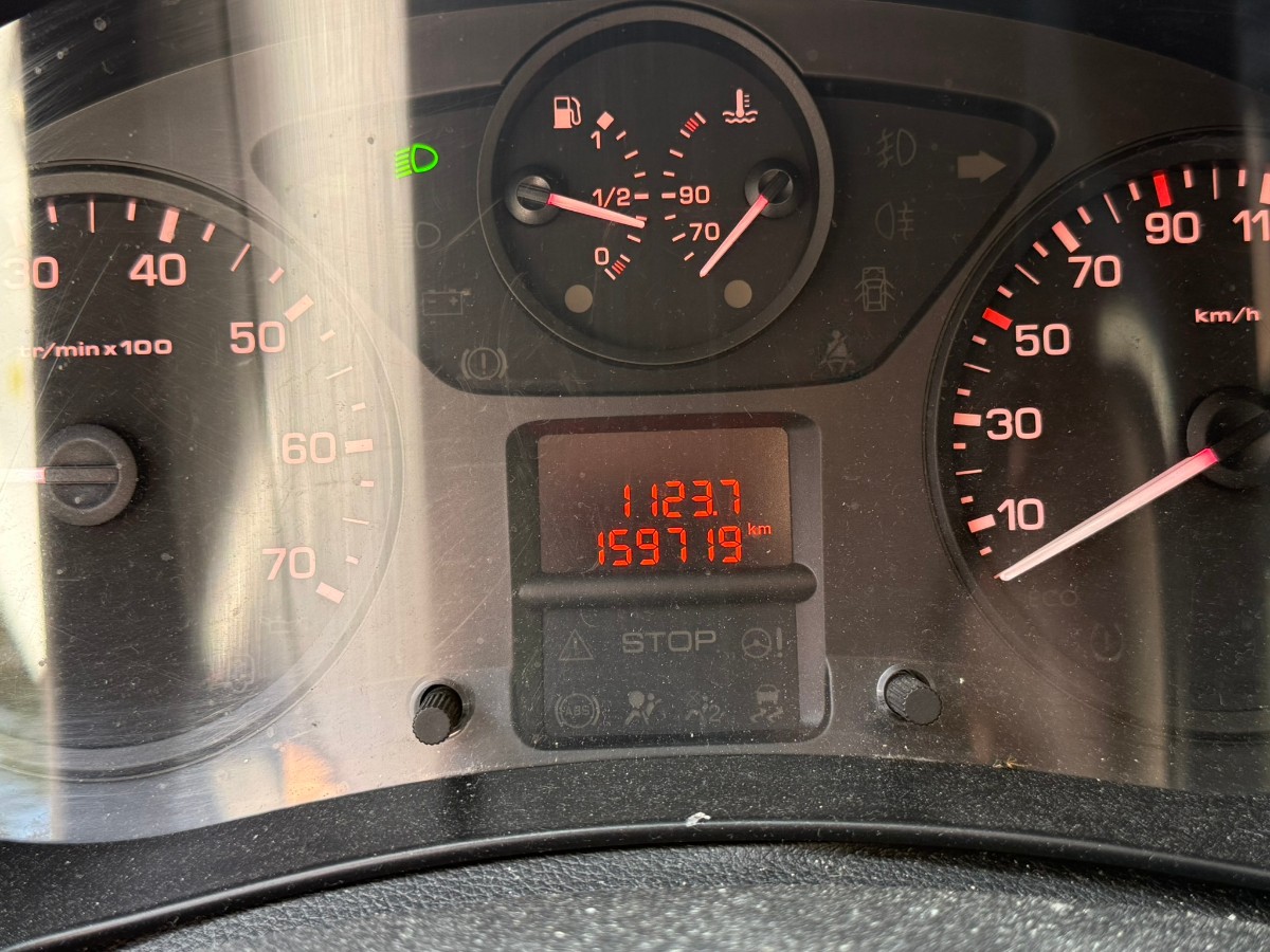 2014 Citroen BERLINGO 1.6-90 D Manuell - Hengerfeste -  159719 km