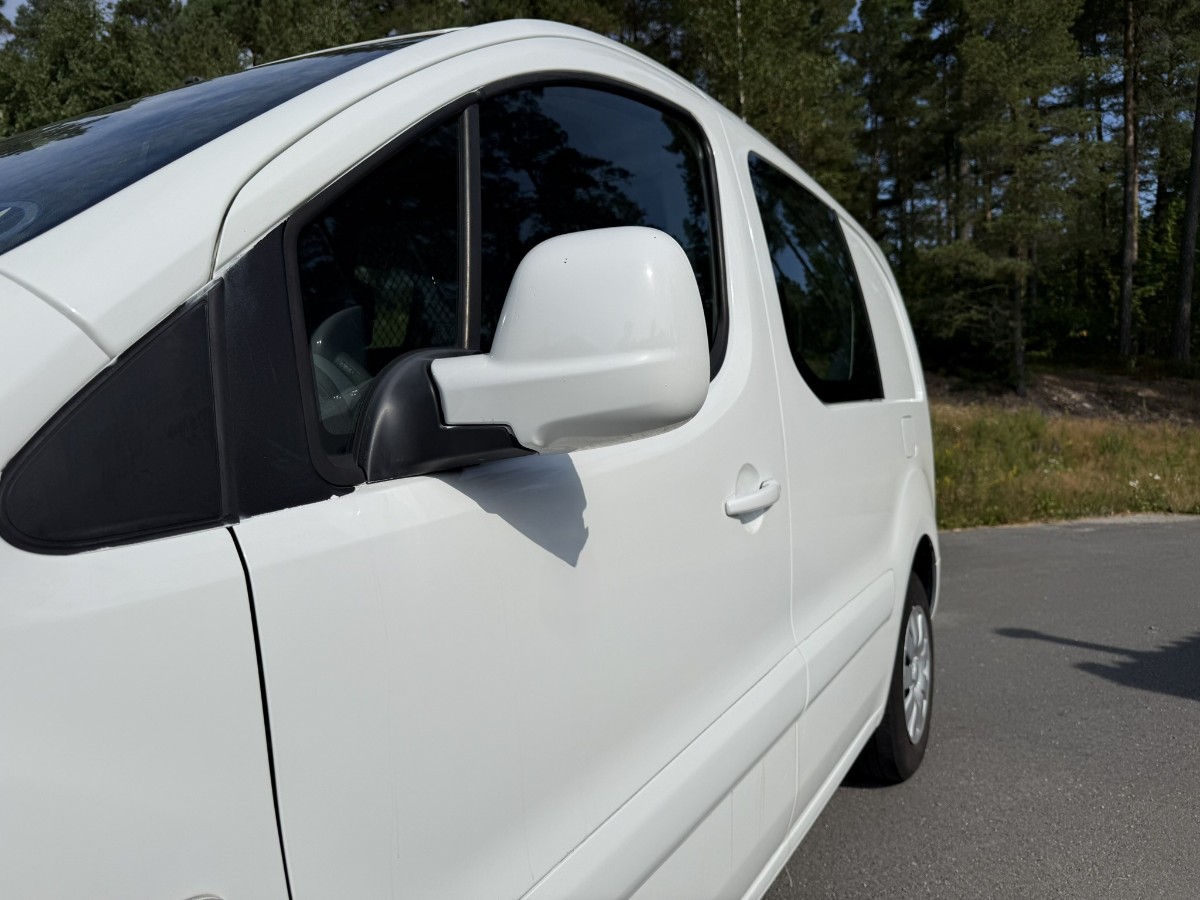 2014 Citroen BERLINGO 1.6-90 D Manuell - Hengerfeste -  159719 km