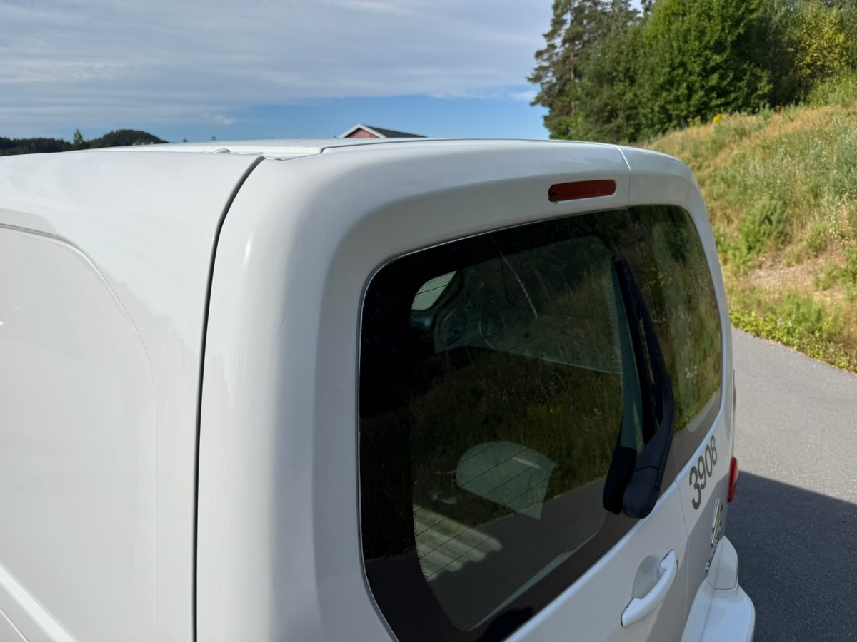 2014 Citroen BERLINGO 1.6-90 D Manuell - Hengerfeste -  159719 km