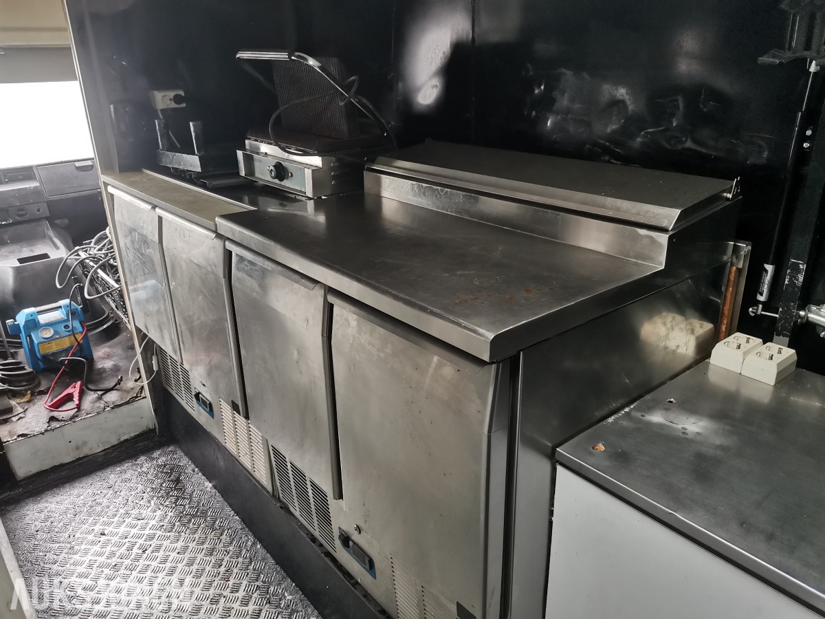 Mercedes Foodtruck