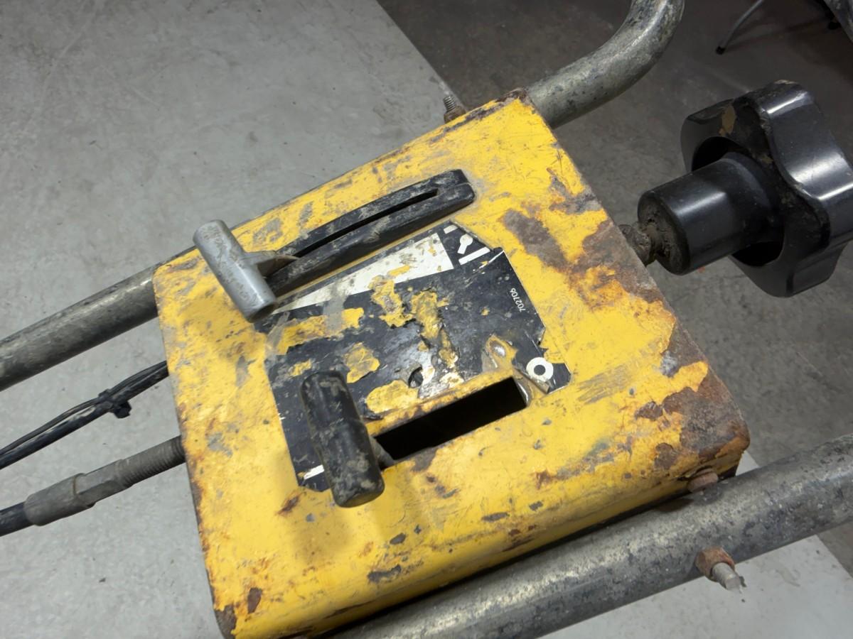 Betongglatter med Honda 163 cm³ bensinmotor