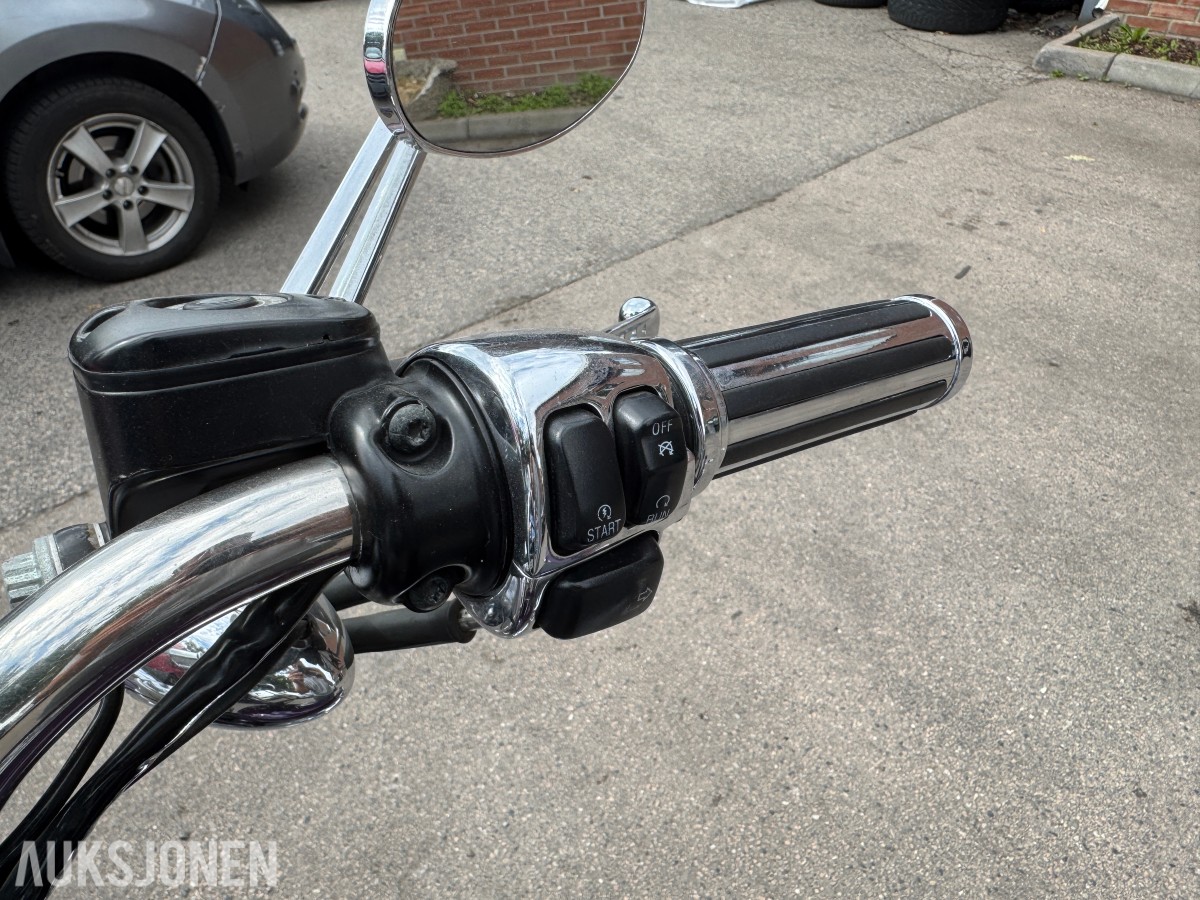 2002 Harley-Davidson XLH 883 Hugger - Screamin' Eagle
