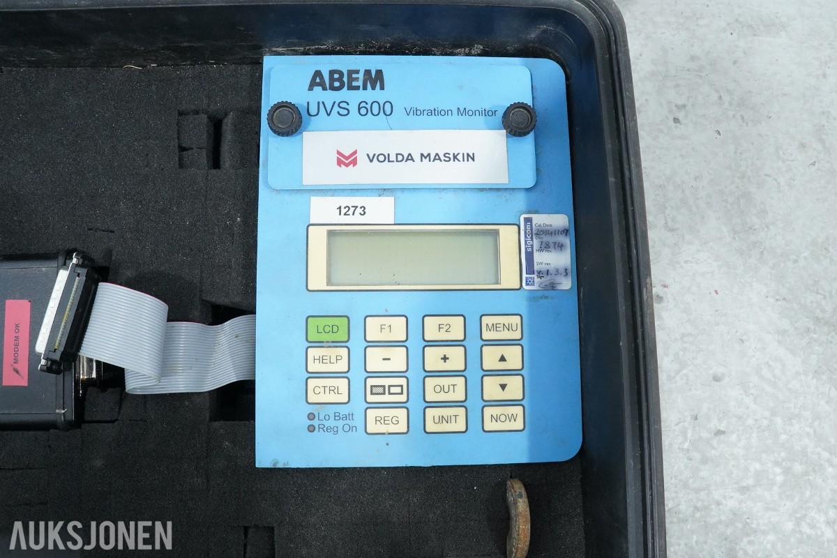2 stk ABEM UVS 600 vibrasjonsmålere med geofoner og GSM