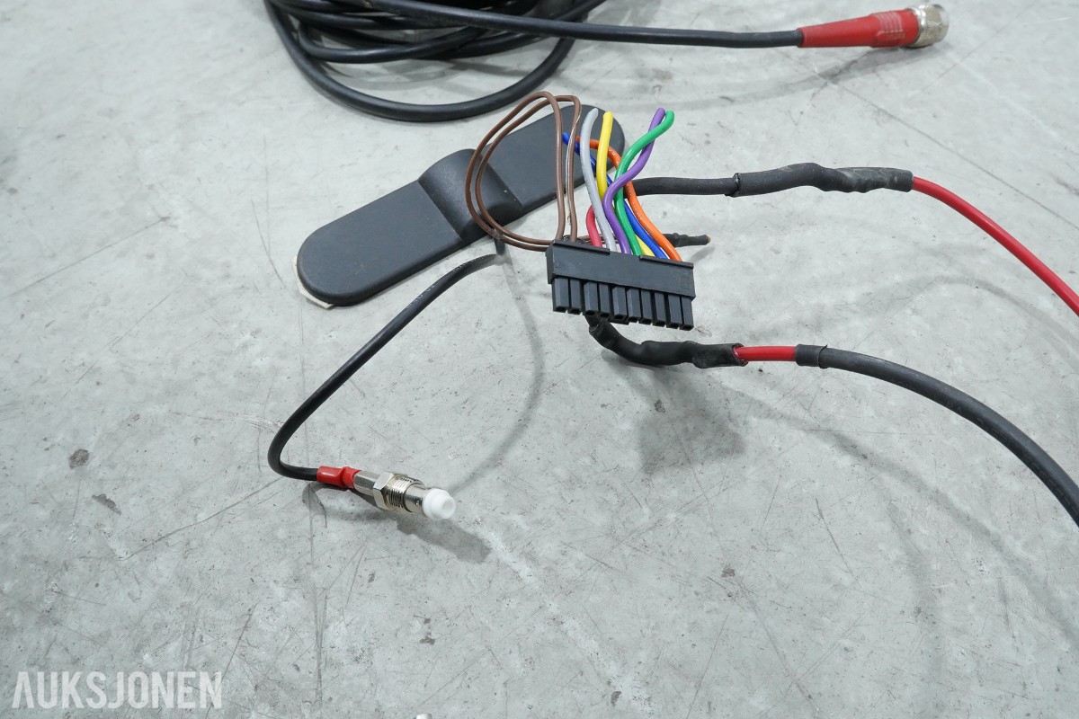 2 stk ABEM UVS 600 vibrasjonsmålere med geofoner og GSM