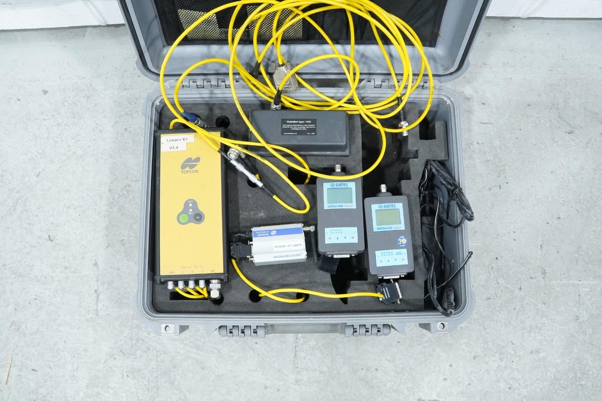 Topcon Legacy-E+ GNSS-mottaker med 2 stk. SATELLINE-3ASd/250 radiomodemer