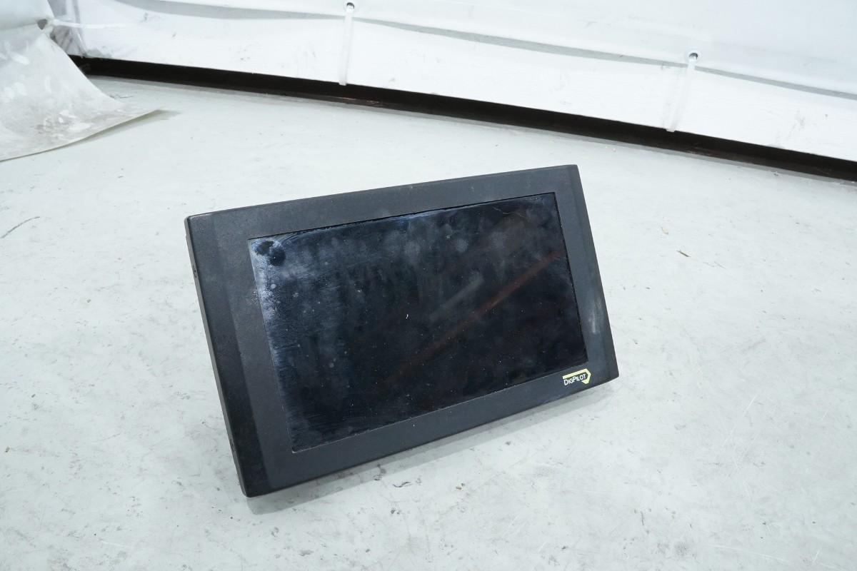 Tittel: DigPilot GNSS-2ST maskinstyringssystem med GNSS-antenner og panel-PC