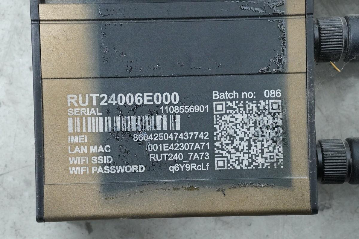 Tittel: DigPilot GNSS-2ST maskinstyringssystem med GNSS-antenner og panel-PC